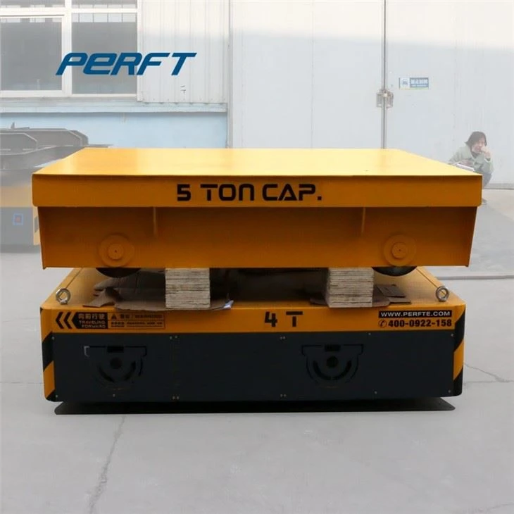 Steerable Material Transfer Cart